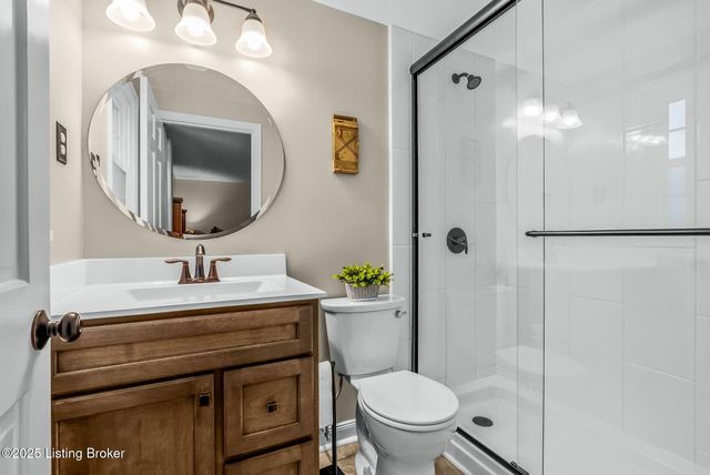 3202 Dunlova Ct, Louisville, KY 40241