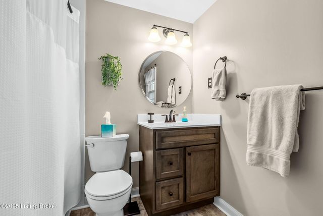 3202 Dunlova Ct, Louisville, KY 40241