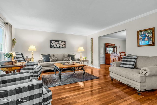 3202 Dunlova Ct, Louisville, KY 40241