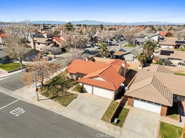 2037 W Avenue P8, Palmdale, CA 93551