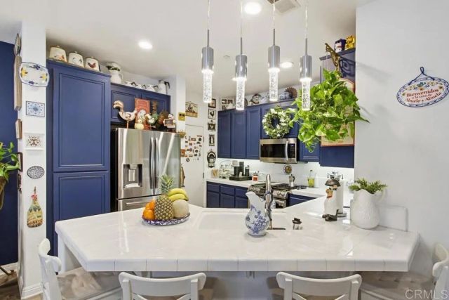 6133 Verda Lane, San Diego, CA 92130