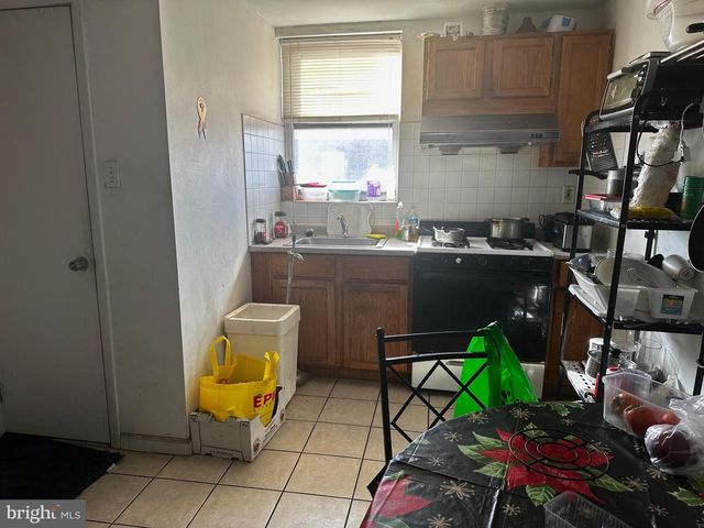 1447 S 9TH ST, Philadelphia, PA 19147