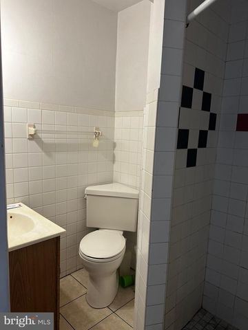 1447 S 9TH ST, Philadelphia, PA 19147