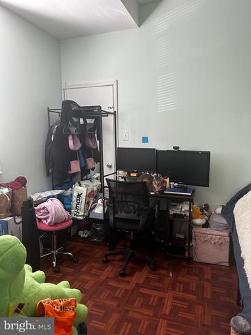 1447 S 9TH ST, Philadelphia, PA 19147