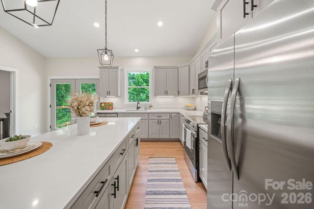 311 Farley Street, Waynesville, NC 28786