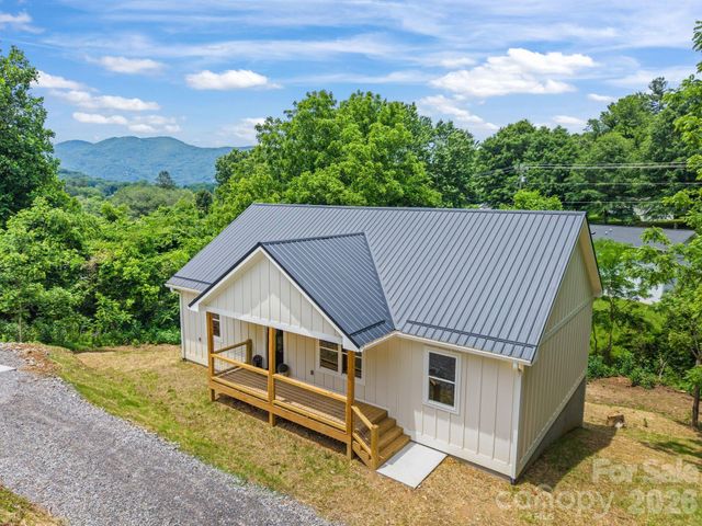 311 Farley Street, Waynesville, NC 28786