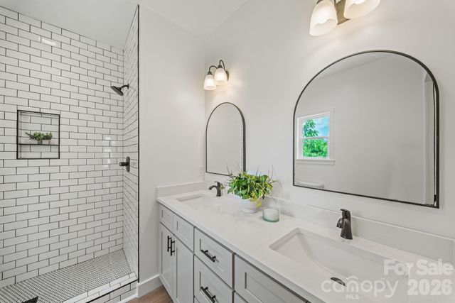 311 Farley Street, Waynesville, NC 28786