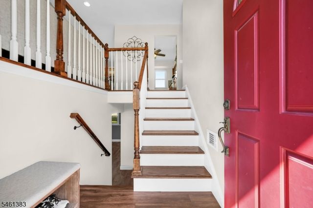 137 Hollywood Ave, Fairfield Twp., NJ 07004