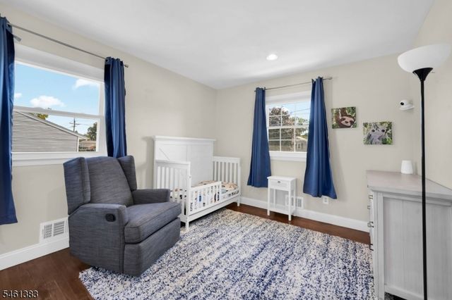 137 Hollywood Ave, Fairfield Twp., NJ 07004