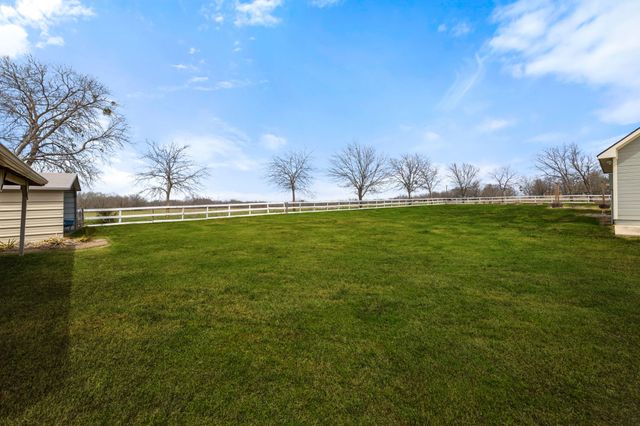 252 Rider Road, Ennis, TX 75119