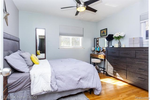 33146 Lyndon Street, Livonia, MI 48154