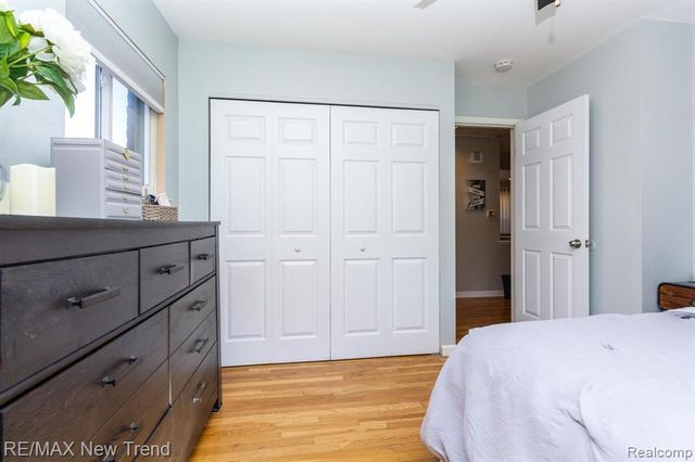 33146 Lyndon Street, Livonia, MI 48154