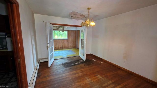 504 Winona DR, Hampton, VA 23661