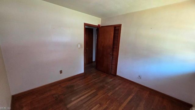 504 Winona DR, Hampton, VA 23661