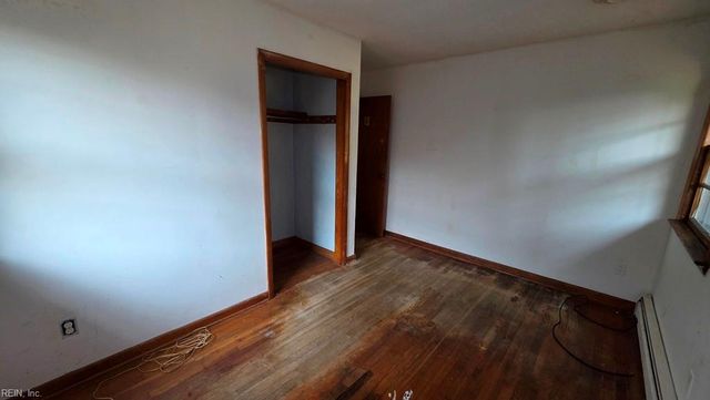 504 Winona DR, Hampton, VA 23661