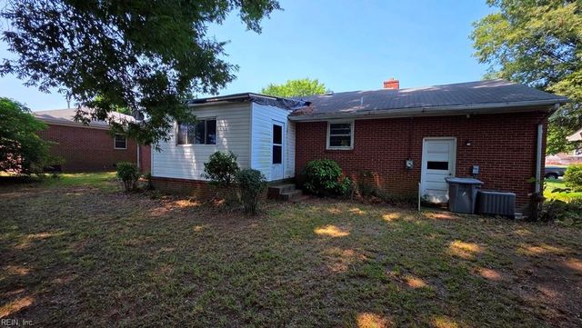 504 Winona DR, Hampton, VA 23661