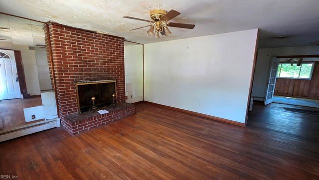 504 Winona DR, Hampton, VA 23661