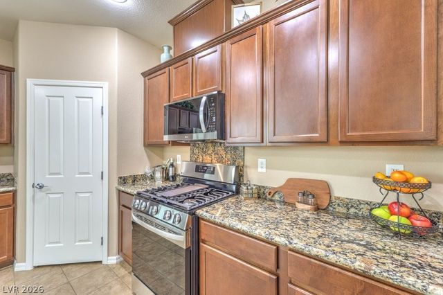 7731 SUGARLOAF PEAK Street, Las Vegas, NV 89166