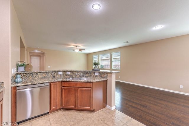 7731 SUGARLOAF PEAK Street, Las Vegas, NV 89166