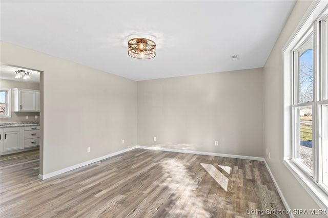 230 S 4th Street, Austin, IN 47102