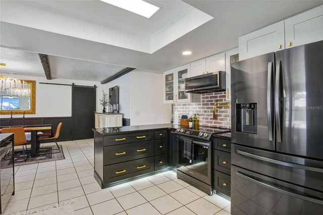 213 DOVERWOOD ROAD, Fern Park, FL 32730