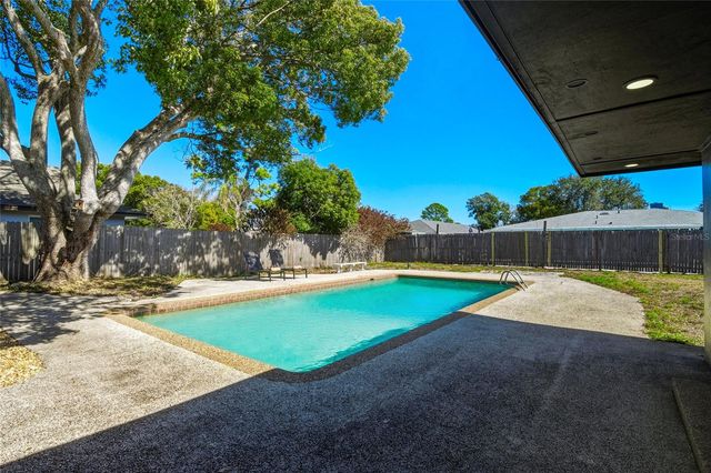 213 DOVERWOOD ROAD, Fern Park, FL 32730