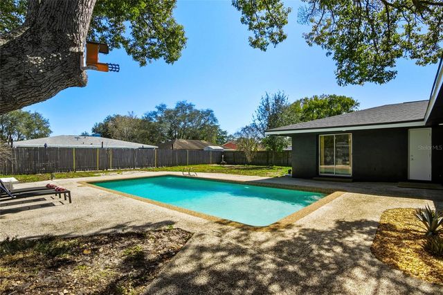 213 DOVERWOOD ROAD, Fern Park, FL 32730