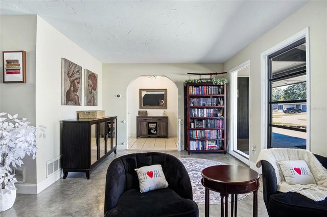 213 DOVERWOOD ROAD, Fern Park, FL 32730