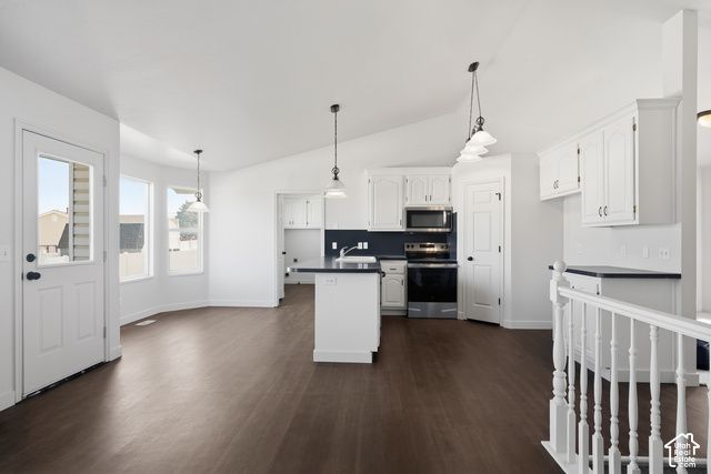 14077 S GRAND VIEW PEAK CIR, Riverton, UT 84096