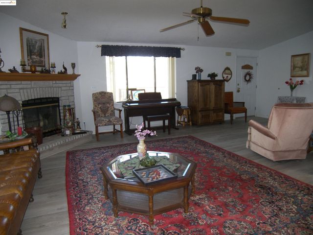 22690 Hidden Hollow Rd., Groveland, CA 95321