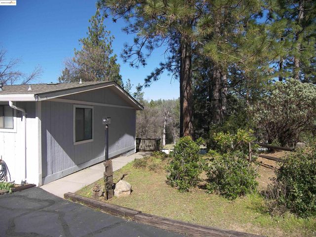 22690 Hidden Hollow Rd., Groveland, CA 95321