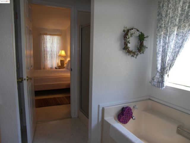 22690 Hidden Hollow Rd., Groveland, CA 95321