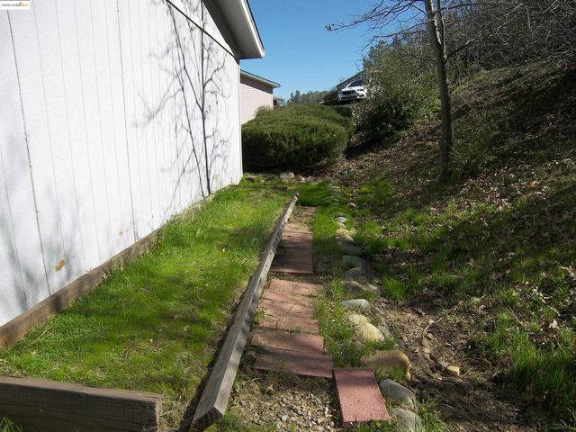 22690 Hidden Hollow Rd., Groveland, CA 95321