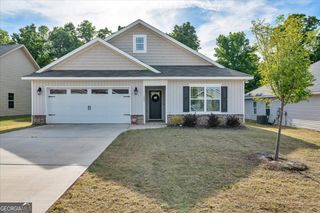 137 Red Tail Circle, Byron, GA 31008