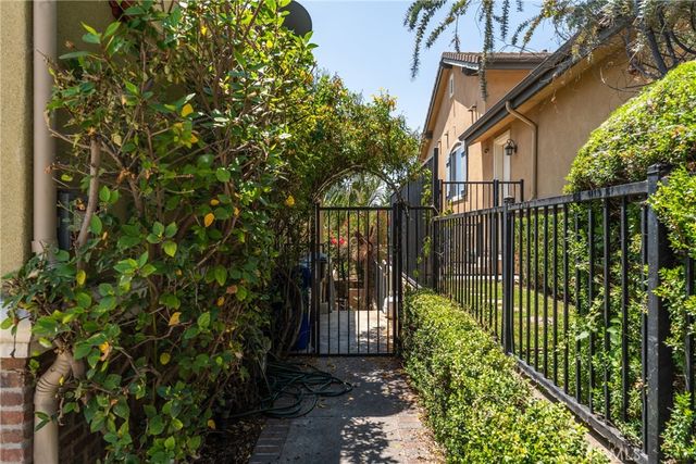 2716 Starpine, Duarte, CA 91010