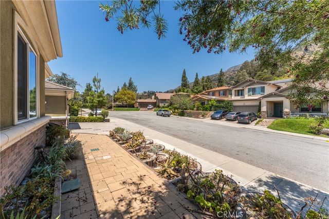 2716 Starpine, Duarte, CA 91010