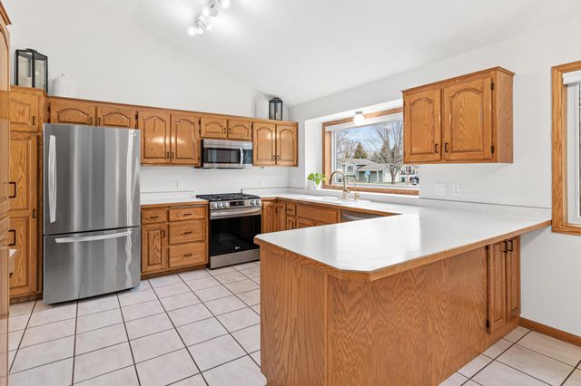 4804 106th Lane NE, Circle Pines, MN 55014