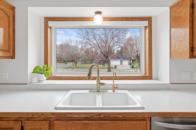 4804 106th Lane NE, Circle Pines, MN 55014