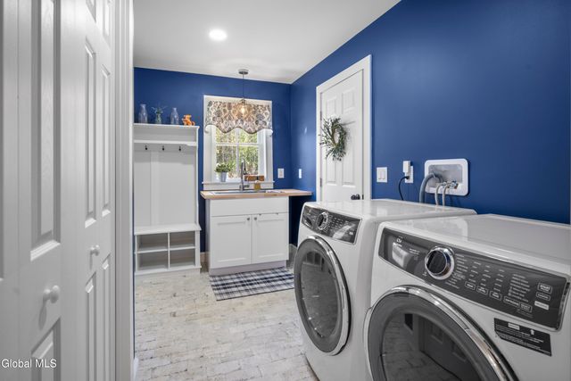 20 Sanford Lane, Kingsbury, NY 12804