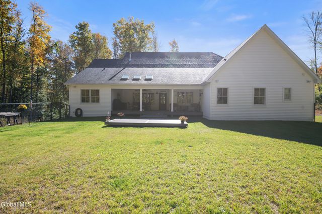 20 Sanford Lane, Kingsbury, NY 12804