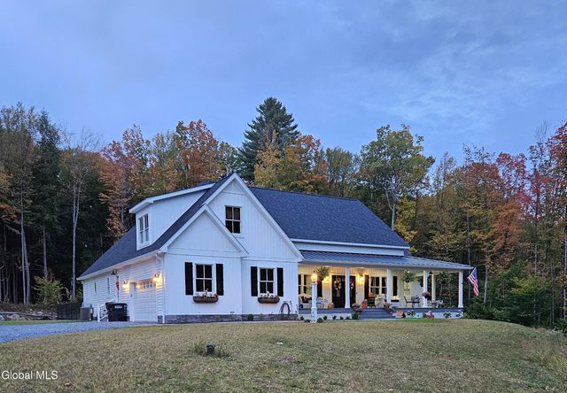 20 Sanford Lane, Kingsbury, NY 12804