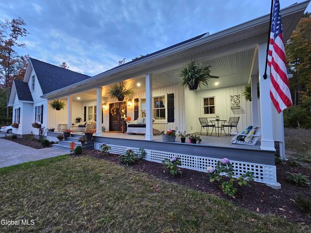 20 Sanford Lane, Kingsbury, NY 12804