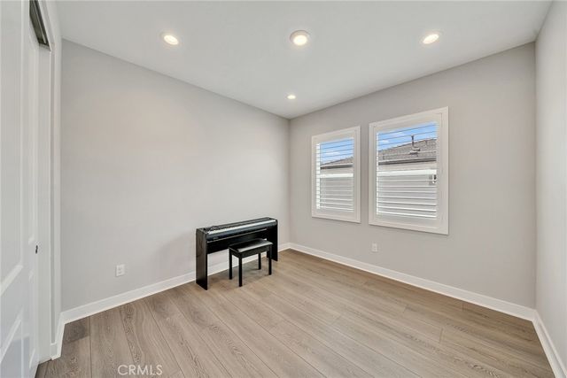 220 Amber Oak, Lake Forest, CA 92630