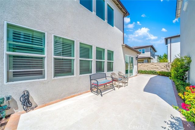 220 Amber Oak, Lake Forest, CA 92630