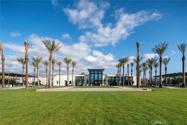 220 Amber Oak, Lake Forest, CA 92630