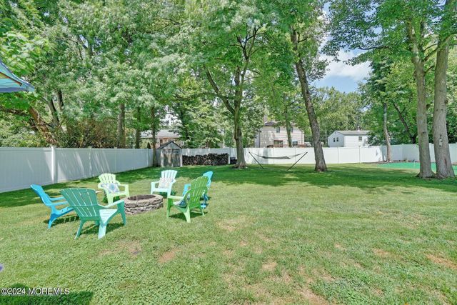 445 Brookside Avenue, Oakhurst, NJ 07755