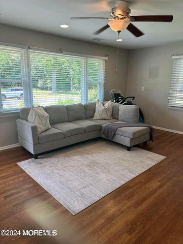 445 Brookside Avenue, Oakhurst, NJ 07755