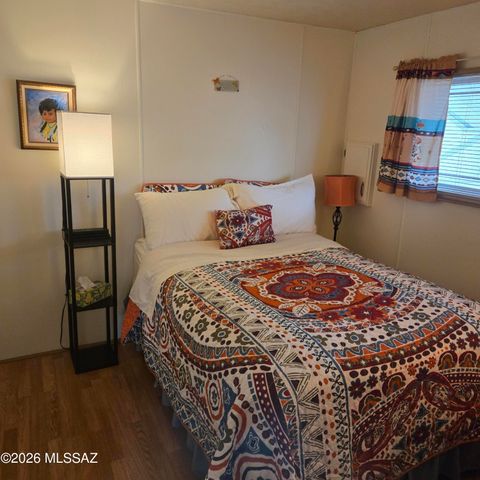 5802 W Box R Street, Tucson, AZ 85713