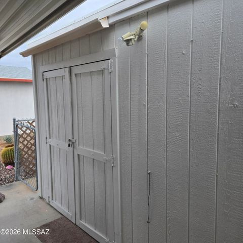 5802 W Box R Street, Tucson, AZ 85713