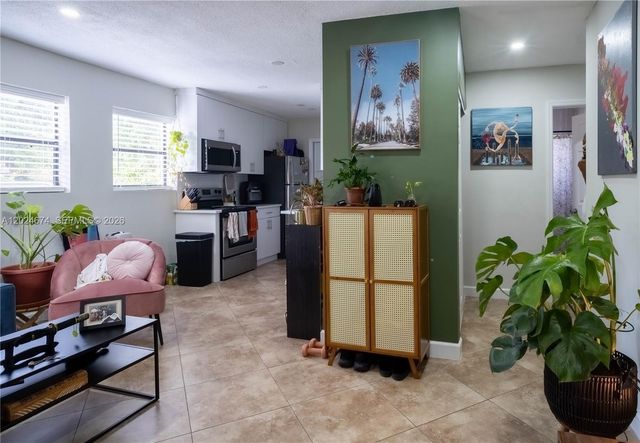 813 SW 29th Street, Fort Lauderdale, FL 33315